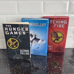 The Hunger Games Trilogy Book Set